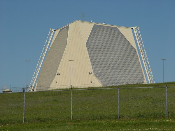 Paws System Space Surveillance Sensors: The PAVE PAWS and BMEWS Radars (April 12 ...